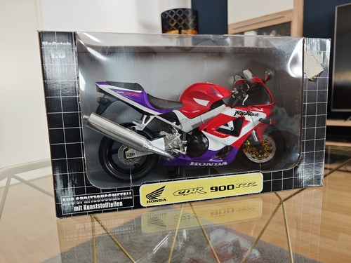 Honda cbr 900rr modell - honda,