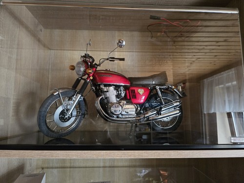 Deagostini honda cb750four - honda,